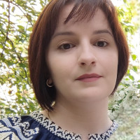 Репетитор - Олена К. id: 73736