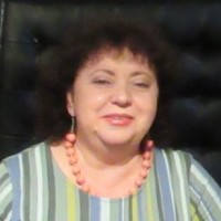 Олена Короткова