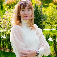 Репетитор - Олена М. id: 150802