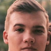 Репетитор - Даниил Б. id: 144362