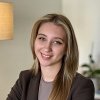 Ева Дундук  репетитор  Німецької мови онлайн