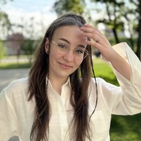 Репетитор Олена Радзиховська - BUKI