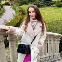 Репетитор - Вита М. id: 192509