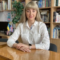 Репетитор Аліна Кришталь - BUKI