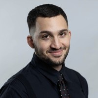 Иракли Латибашвили  репетитор  Английского языка онлайн