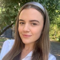 Репетитор - Вікторія О. id: 110887