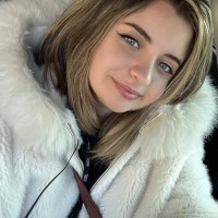 Аліна К.