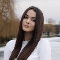 Репетитор - Юлія Г. id: 123500