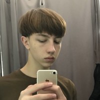 Репетитор - Едуард Л. id: 180090