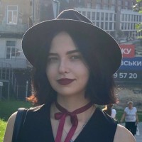 Репетитор - Юлія П. id: 187015