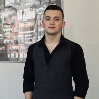 Репетитор - Роман М. id: 177324