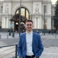 Репетитор - Ілля С. id: 124044