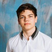 Репетитор - Олесь Г. id: 65276