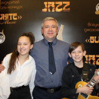 Репетитор - Олексій Т. id: 160927
