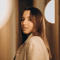 Репетитор - Юлія Т. id: 146166