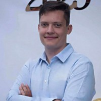 Репетитор Данило Лакоза - BUKI