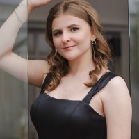 Кристина Сиденко  репетитор  Химии онлайн