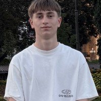 Максим Брусняк  репетитор  Польского языка онлайн