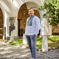 Репетитор Валентин Єрьомін - BUKI