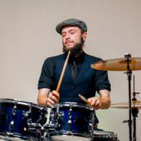 Репетитор Сергій Лаврінець - BUKI